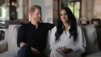 221205082436 01 netflix harry meghan trailer screenshot - Serial 'Harry & Meghan' Mendapatkan Tanggal Rilis Baru dan Trailer Terbaru, Saksikan Sekarang!