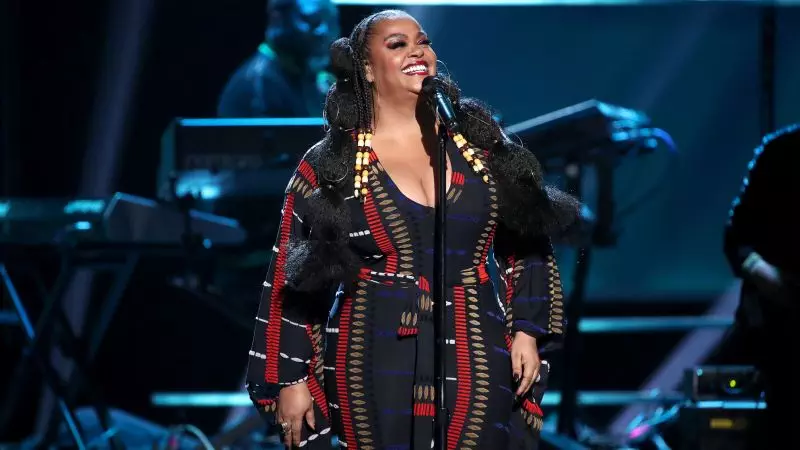 221205124727 jill scott file 2020 - Jill Scott Rilis Tur Jubileum 'Who is Jill Scott? Words & Sounds Vol. 1' yang Mengagumkan