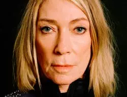 Kim Gordon Gencar di ‘The Collective’: Aksi Terkeren yang Belum Pernah Dilihat Sebelumnya