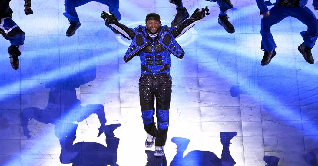 11usher halftime review 01 hcvl facebookJumbo - Ulasan Setengah Waktu Usher Super Bowl: Sorotan Pada Detail Dengan Alicia Keys, Lil Jon dan Duta Lainnya