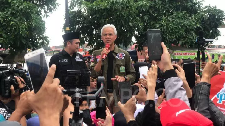 1276586 720 - Kritik Jokowi di Kampus: Ganjar Berpendapat Jangan Kehilangkan Demokrasi demi Kepentingan Sesaat