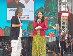 Hadir di Kampanye Ganjar-Mahfud di Solo, Anak Wiji Thukul Tuntut Janji Jokowi untuk Menemukan Sang Ayah