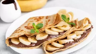 81150139 0 image a 9 1707725736737 - Siap-siap untuk Hari Pancake? Pantau Kalori Topping Yang Bisa Membuat Kamu Terkejut!