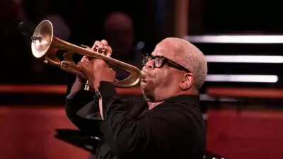 03davis blanchard mklz facebookJumbo - Penampilan Terence Blanchard dan Anthony Davis yang Memukau dalam Konser Jazz!