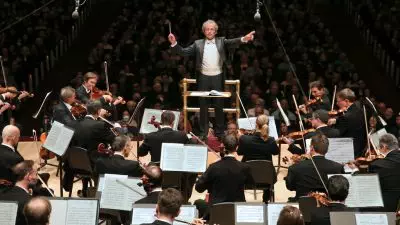 Kembalinya Vienna Philharmonic dan Franz Welser-Möst ke Panggung Carnegie Hall: Sejarah dan Antisipasi