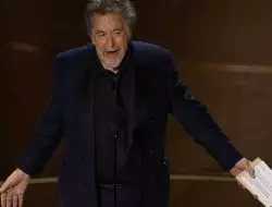 Alasan Menarik Mengapa Al Pacino Menjelaskan Momen Canggung Oscars Saat Presentasi Pemenang Film Terbaik