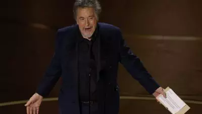 11pacino 1 tlzg facebookJumbo - Alasan Menarik Mengapa Al Pacino Menjelaskan Momen Canggung Oscars Saat Presentasi Pemenang Film Terbaik