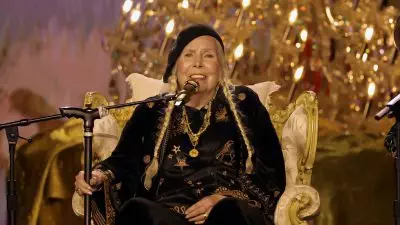 22joni item bvcp facebookJumbo - Setelah Protes, Joni Mitchell Kembali ke Spotify Mengikuti Langkah Neil Young