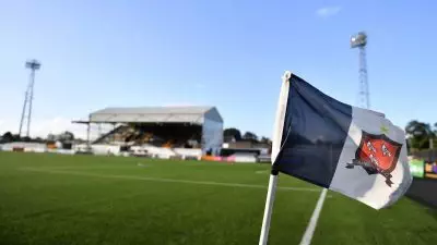 2350007 scaled - Panduan Perjalanan untuk Pendukung - Dundalk FC (A) - Situs Resmi Waterford FC: Temukan Informasi Terbaru!