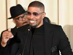 Jamie Foxx Berjanji akan Mengatasi Masalah Kesehatan di Pidato AAFCA