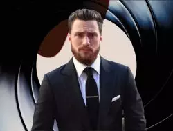 Aaron Taylor-Johnson Siap Memerankan Peran James Bond yang Bersejarah