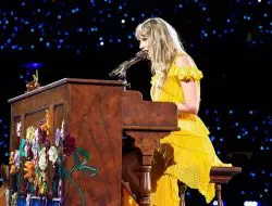 Film Tur “Eras” Taylor Swift Mengejutkan dengan Lagu Surprise: ‘You Are in Love’ – Rasakan Romantisme dalam Konsernya!