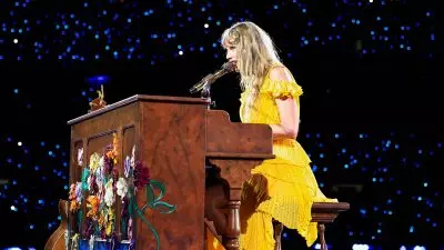 Film Tur “Eras” Taylor Swift Mengejutkan dengan Lagu Surprise: ‘You Are in Love’ – Rasakan Romantisme dalam Konsernya!