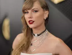 Mengapa Derau Statik dari Album Baru Taylor Swift Menduduki Posisi Tertinggi di iTunes