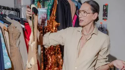 Rahasia Sukses Jenna Lyons Dalam Menjual Barang Bekas di Pinggir Jalan