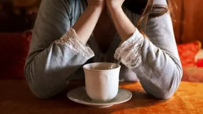 WELL CAFFEINE ANXIETY1 facebookJumbo - Cara Mengatasi Kecemasan yang Terkait dengan Konsumsi Kafein