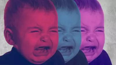 man upset crying baby restaurant - Marah! Pria Menegur Ibu yang Bawa Bayi Menangis ke Restoran