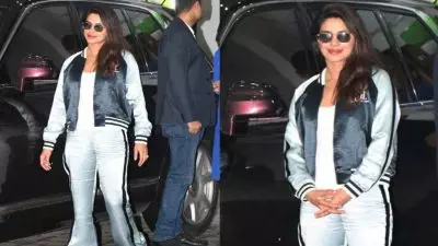 Gayanya di Bandara Bikin Pangling! Priyanka Chopra Jonas Tampil Stylish dengan Set Co-ord yang Nyaman dan Sneakers Putih