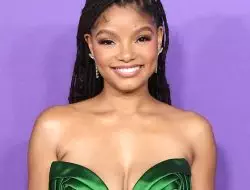 Halle Bailey dan DDG Berbagi Foto Pertama Wajah Anak Mereka, Halo yang Menggemaskan